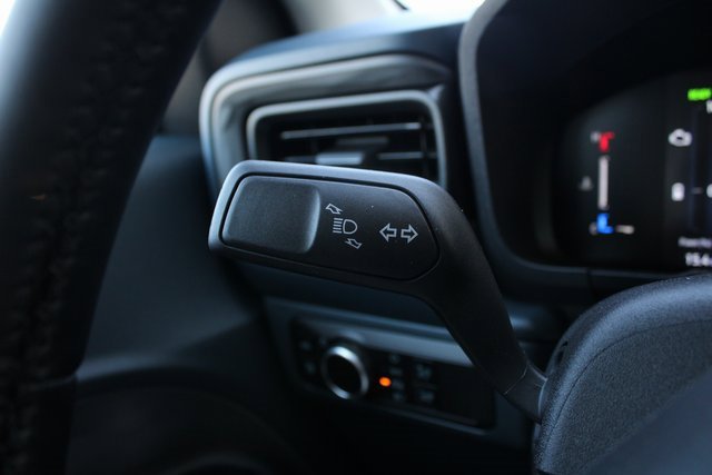 New 2025 Ford Maverick Lariat w/ Black Appearance Package image 8