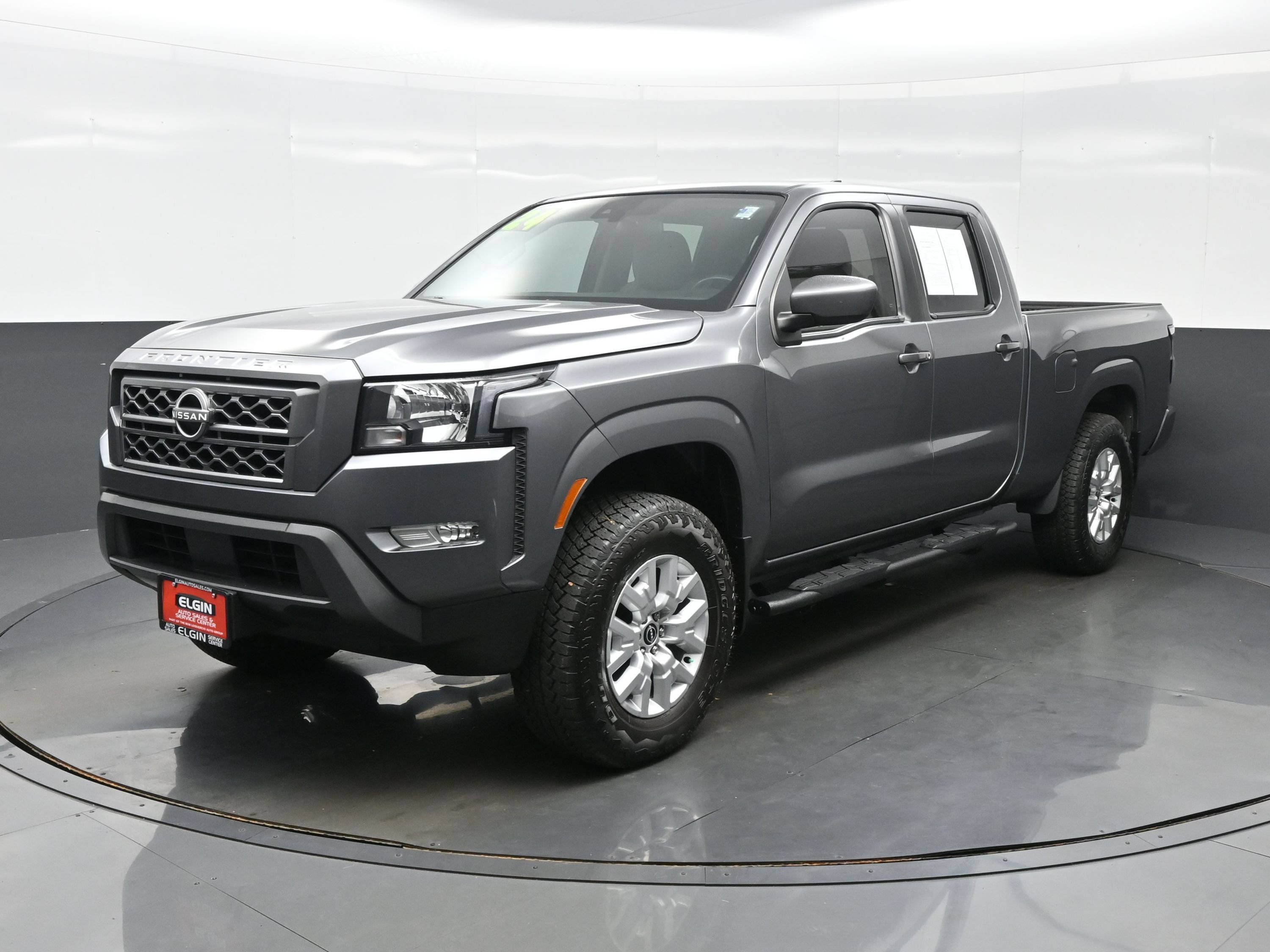 Used 2024 Nissan Frontier SV w/ Technology Package RWD image 2