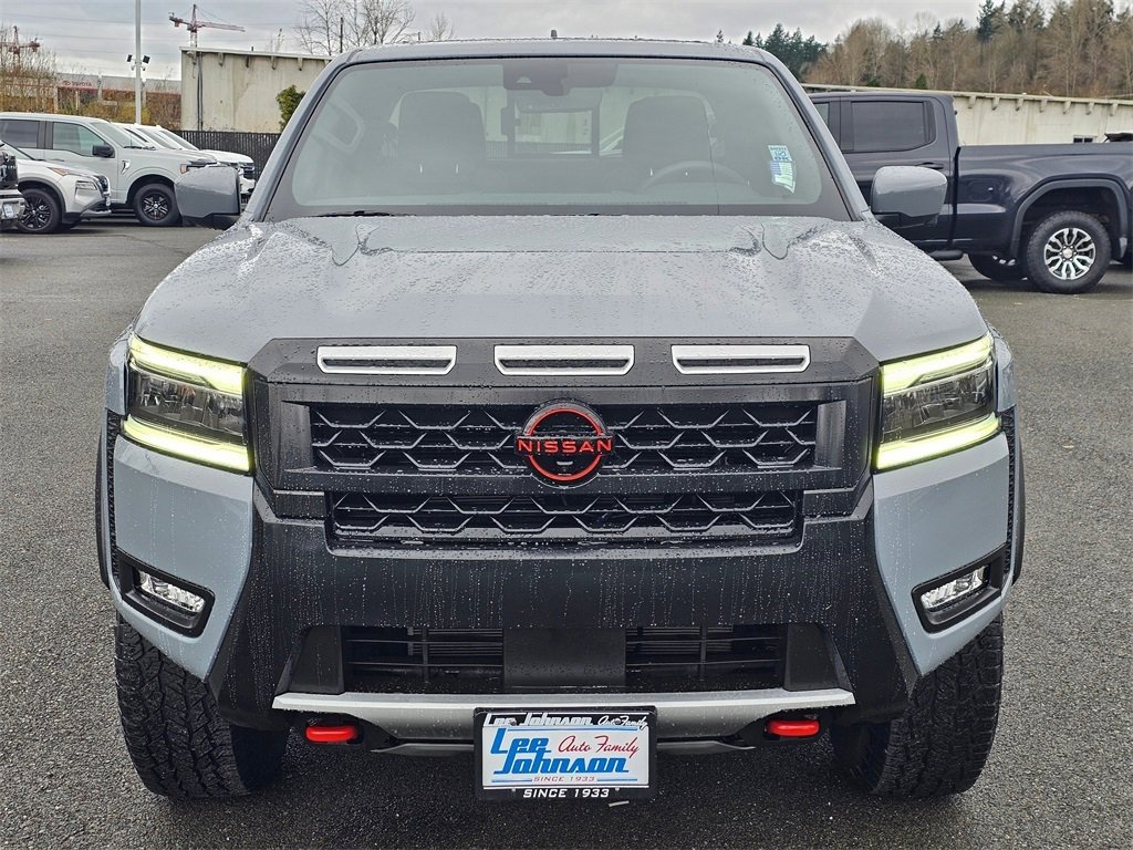 Used 2025 Nissan Frontier PRO-4X w/ Pro Premium Package image 2