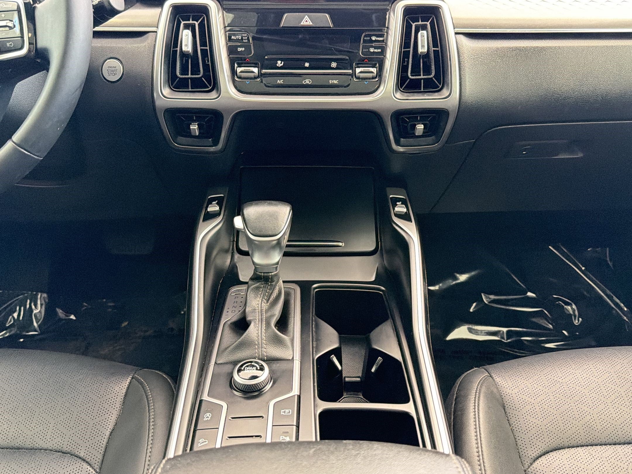 Used 2023 Kia Sorento S w/ Panoramic Sunroof Package FWD image 18