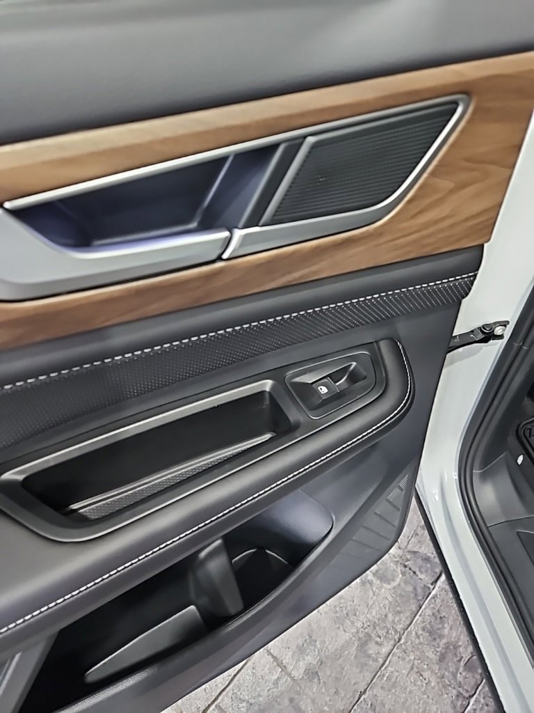 New 2026 Volkswagen Atlas SE image 23