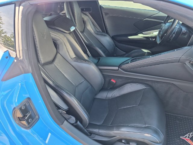 Used 2023 Chevrolet Corvette Stingray Coupe RWD image 28
