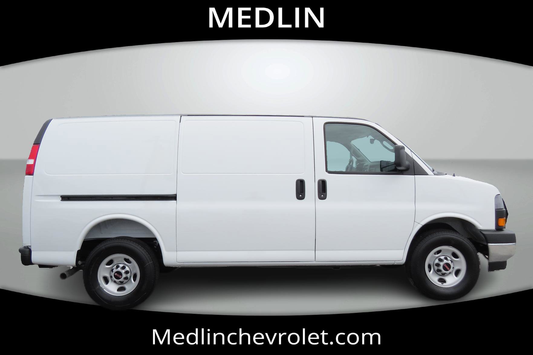 Used 2025 GMC Savana 3500 Work Van 3D Cargo Van w/ Driver Convenience Package image 9