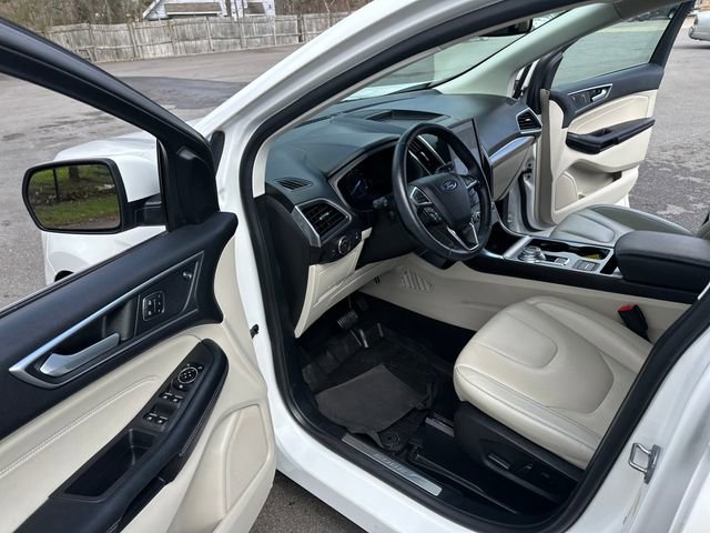 Used 2022 Ford Edge Titanium image 29