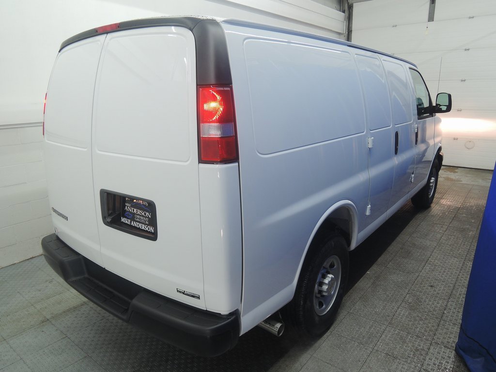 New 2026 Chevrolet Express 2500 Work Van w/ Driver Convenience Package image 10