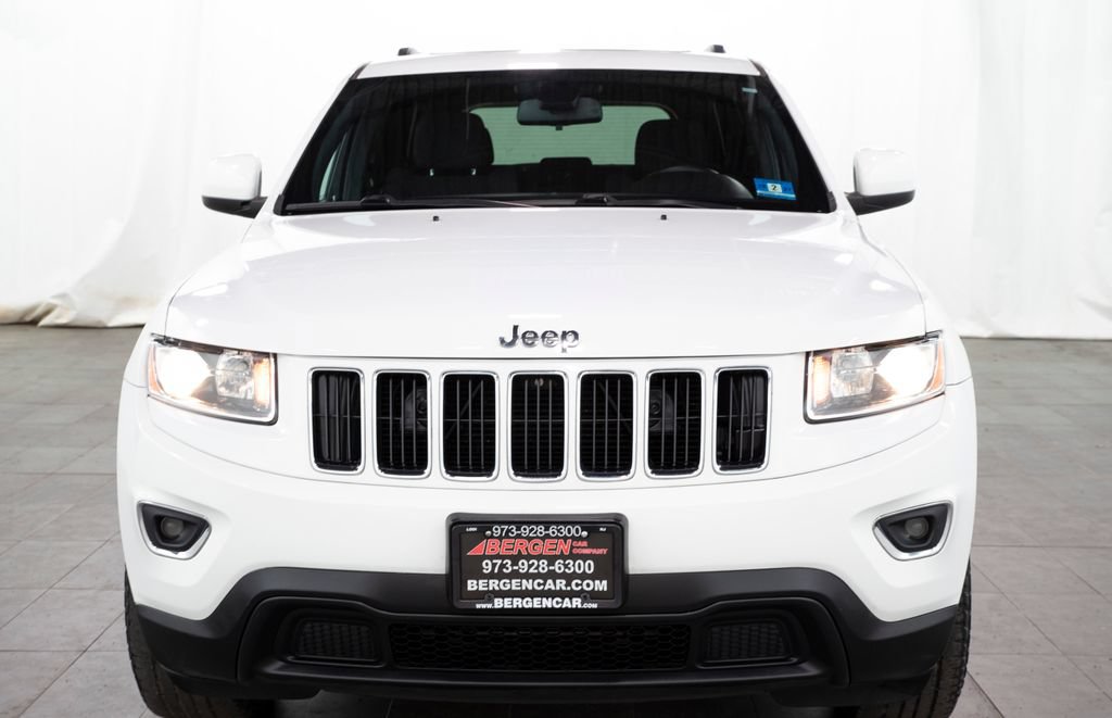 Used 2015 Jeep Grand Cherokee Laredo w/ Quick Order Package 23E AWD/4WD image 2