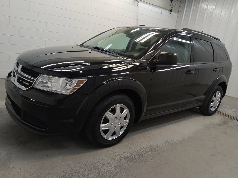 Used 2019 Dodge Journey SE FWD image 2