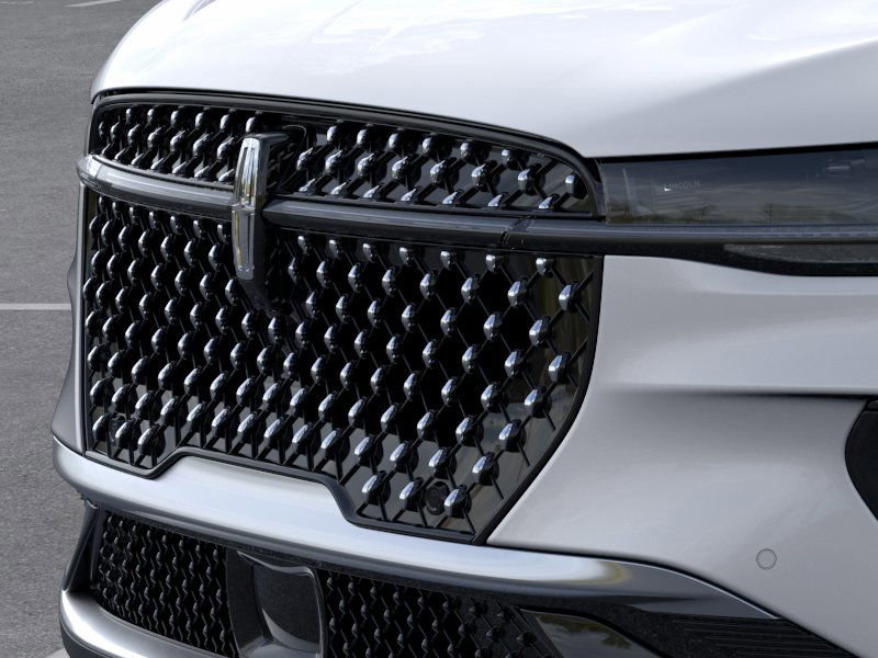 New 2026 Lincoln Nautilus Premier image 17