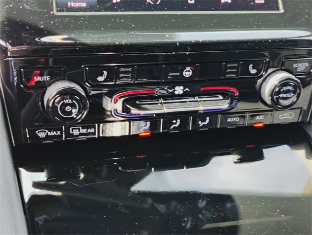 New 2025 Jeep Grand Cherokee L Altitude image 23