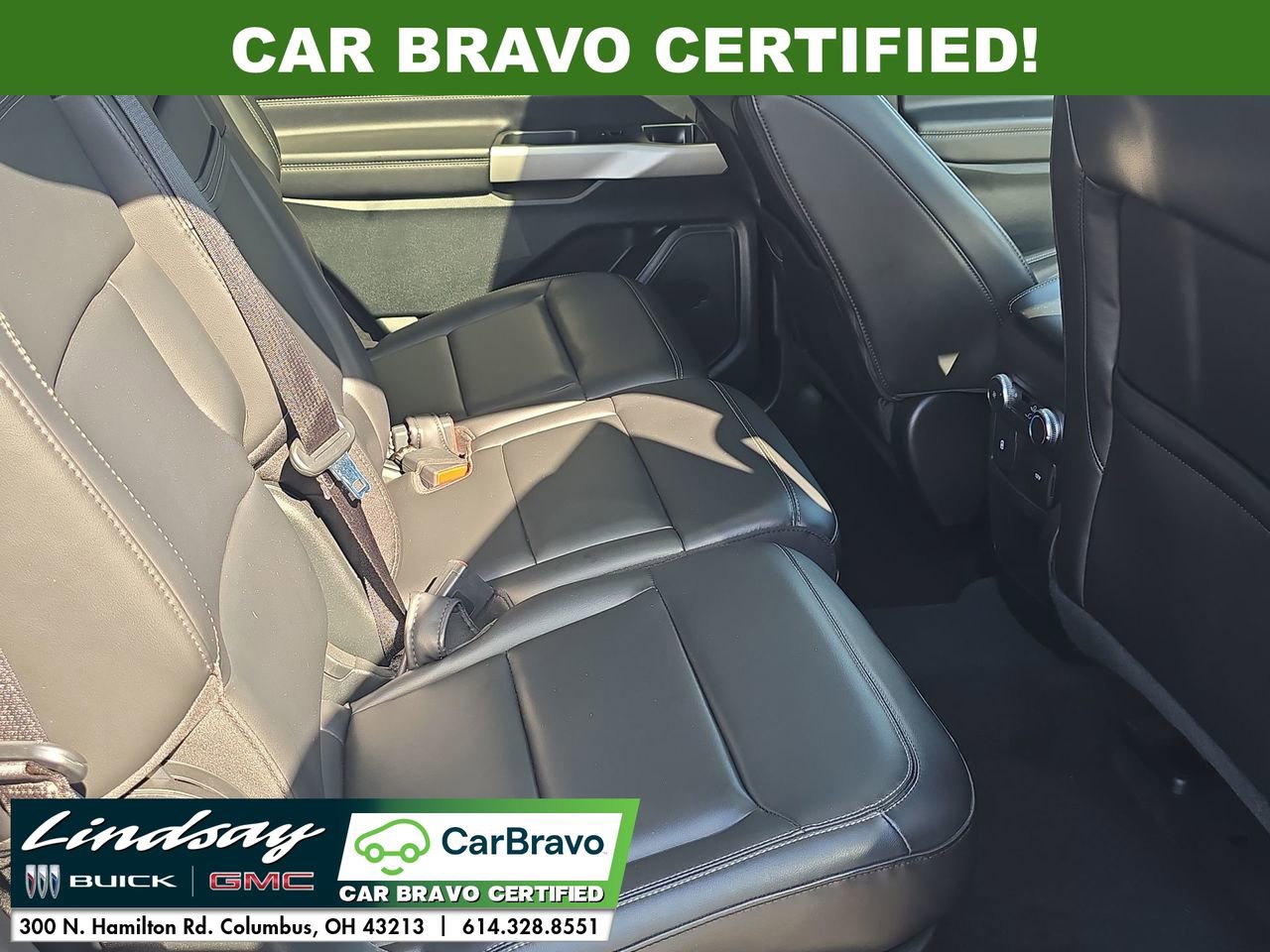 Used 2021 Ford Explorer XLT image 27