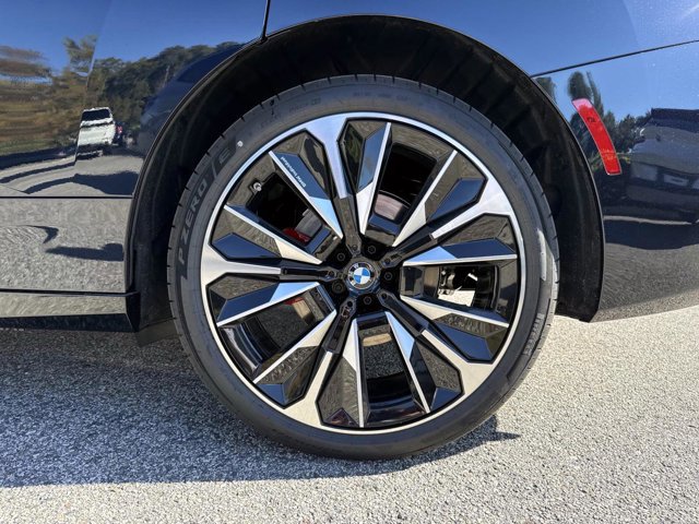 New 2026 BMW iX xDrive45 w/ M Sport Package image 10