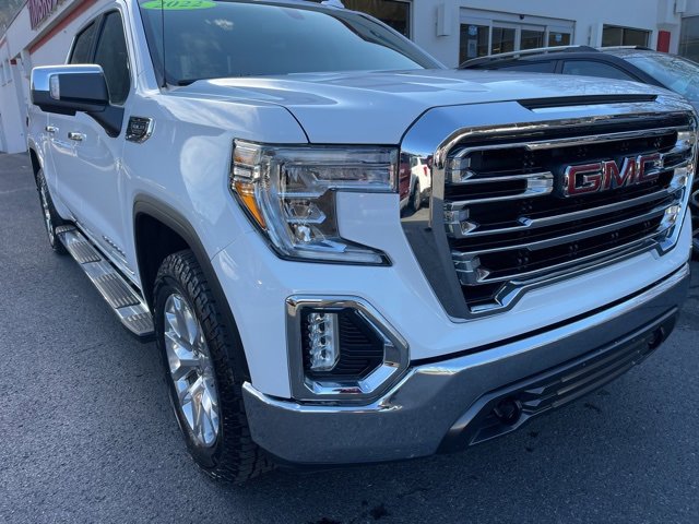 Used 2022 GMC Sierra 1500 SLT w/ SLT Premium Package image 2