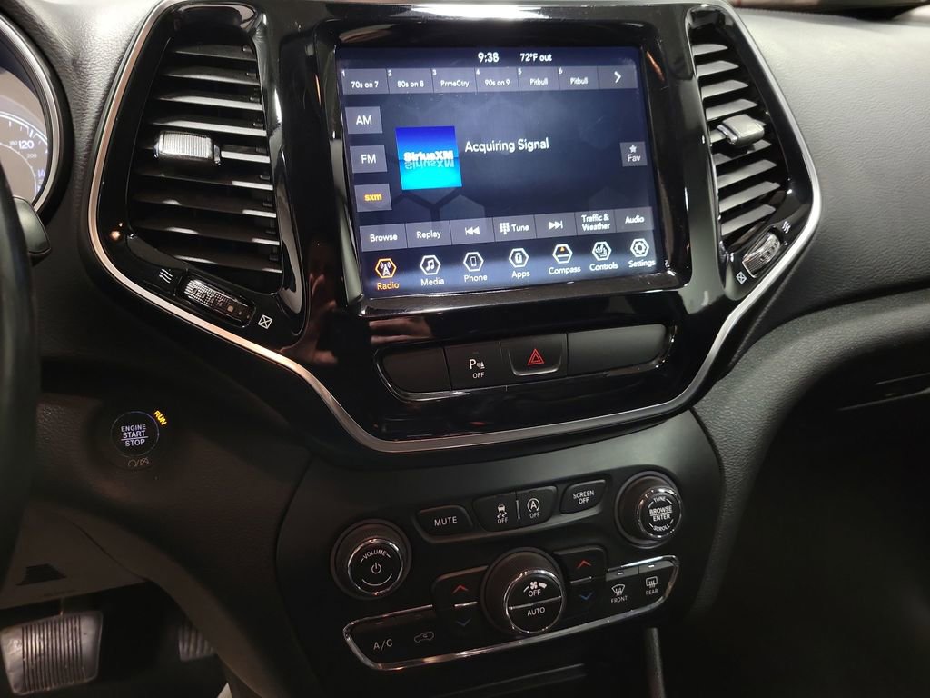 Used 2019 Jeep Cherokee Limited image 15