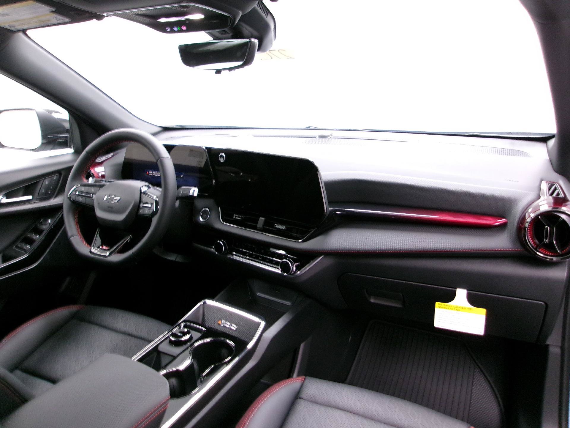 New 2027 Chevrolet Equinox RS w/ Safety and Technology Package FWD image 3