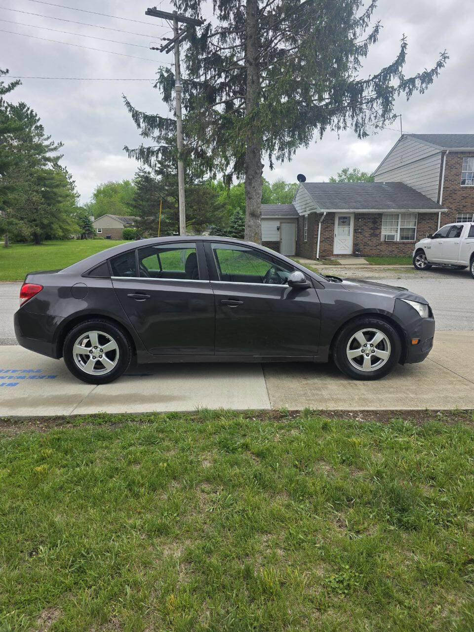 Used 2014 Chevrolet Cruze LT FWD image 6