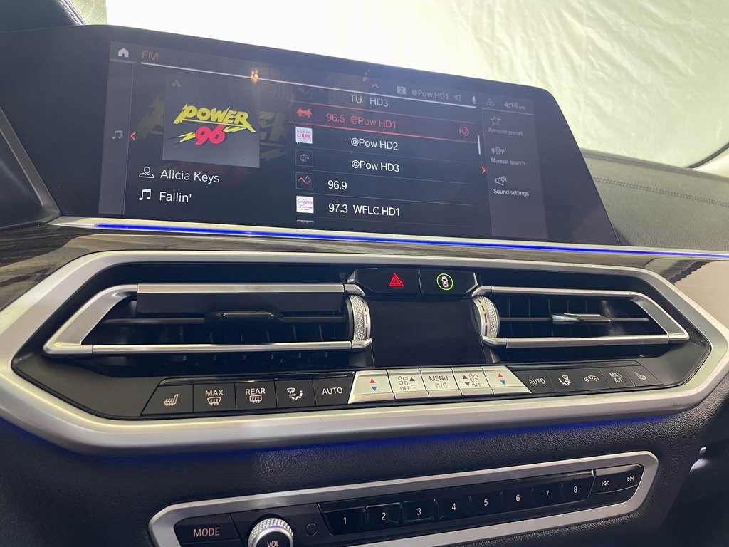 Used 2021 BMW X7 xDrive40i w/ Premium Package image 24