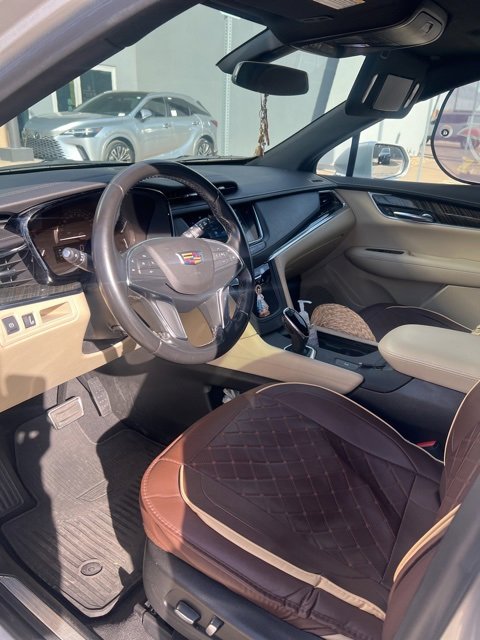 Used 2019 Cadillac XT5 Base image 8