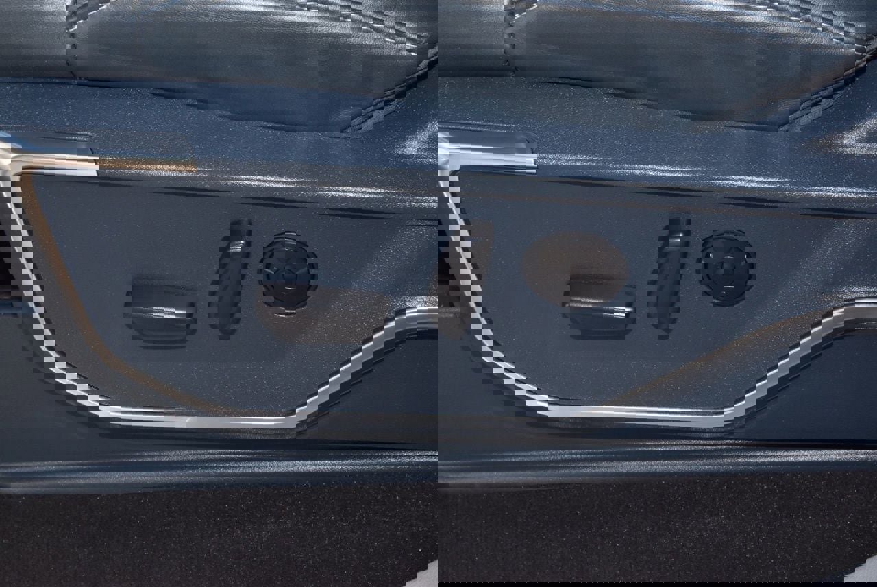 Used 2024 Ford F250 Limited w/ FX4 Off-Road Package image 39