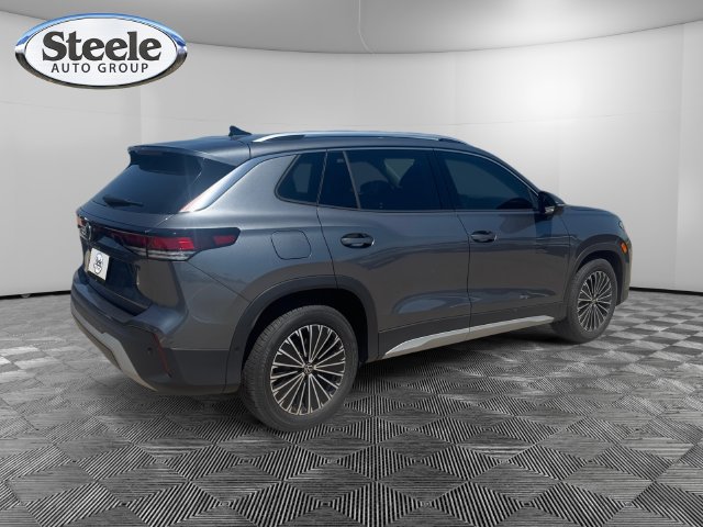 New 2026 Volkswagen Tiguan S FWD image 5