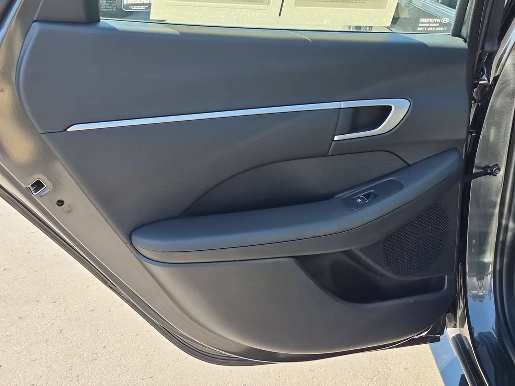 Used 2025 Hyundai Sonata SEL FWD image 27