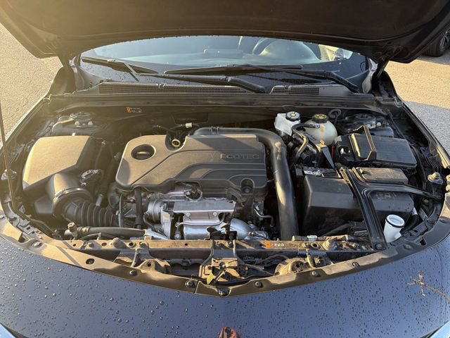 Used 2023 Chevrolet Malibu RS FWD image 24