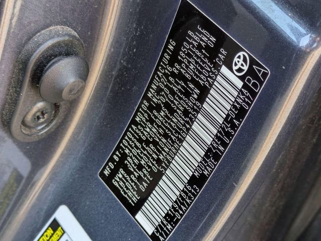 Used 2016 Toyota Corolla LE image 30