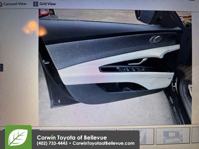 Used 2025 Hyundai Elantra Limited image 4