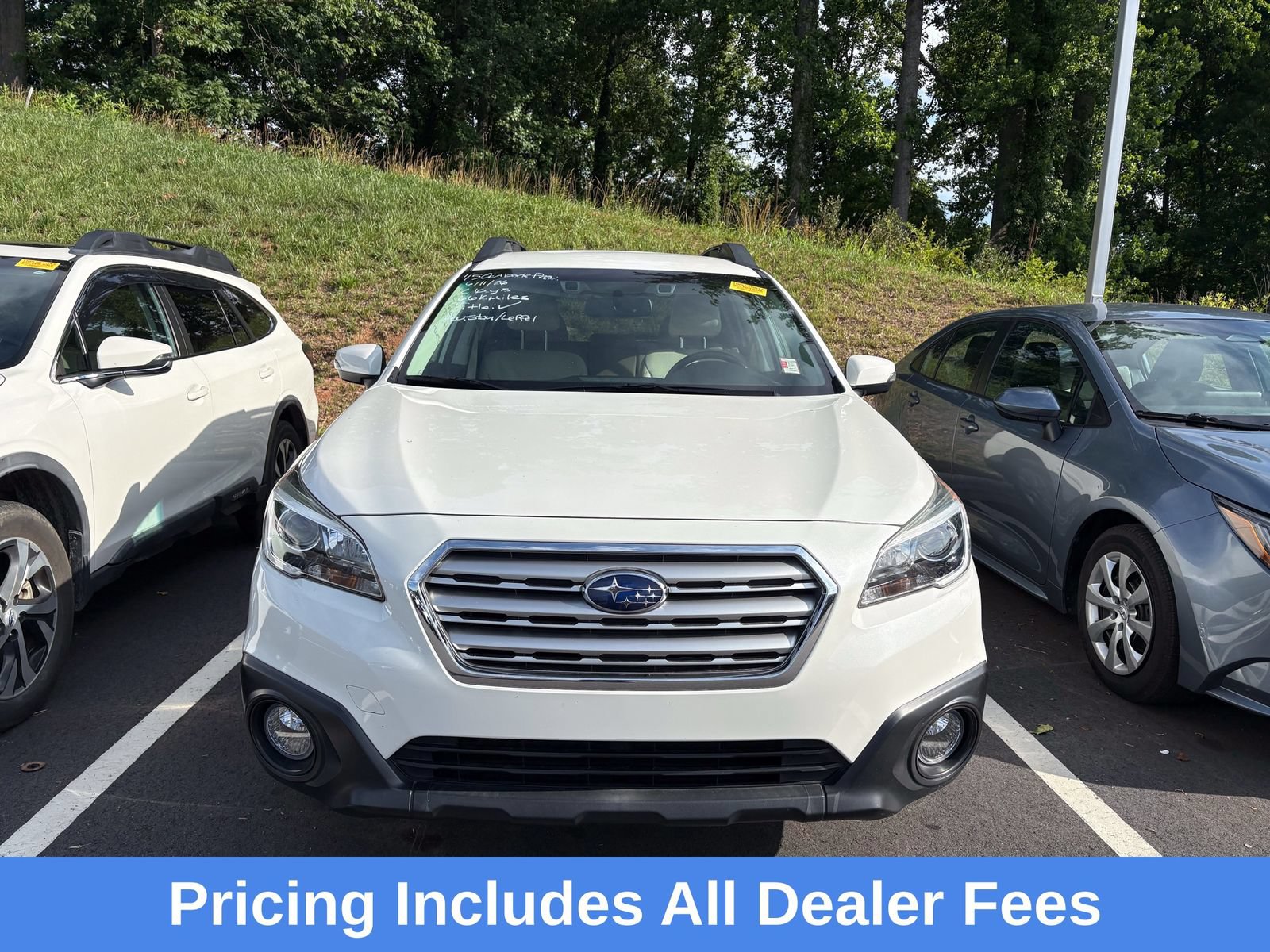Used 2015 Subaru Outback 2.5i Premium AWD/4WD image 2