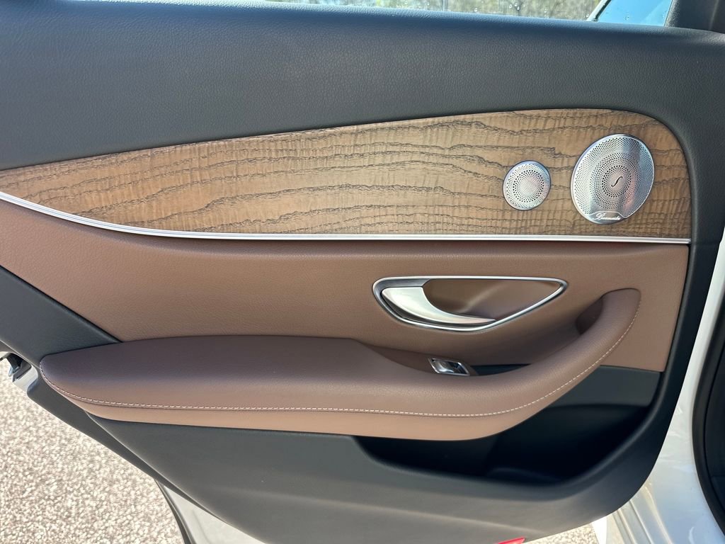 Used 2018 Mercedes-Benz E 400 E 400 image 29