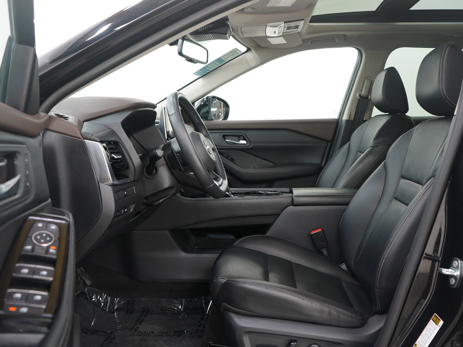 Used 2023 Nissan Rogue SL image 21