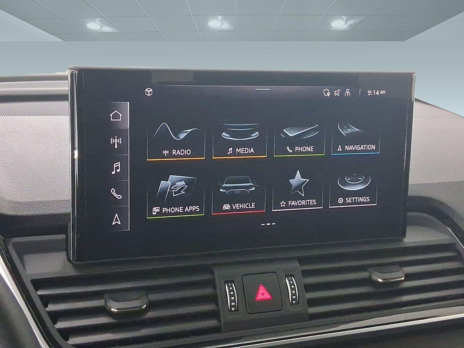 Used 2024 Audi Q5 e Premium Plus w/ Premium Plus Package image 21