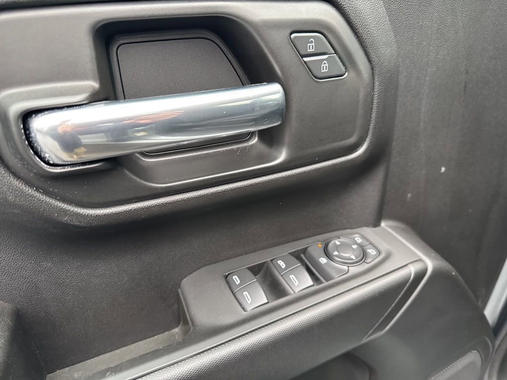 Used 2025 Chevrolet Silverado 1500 W/T w/ WT Value Package image 15