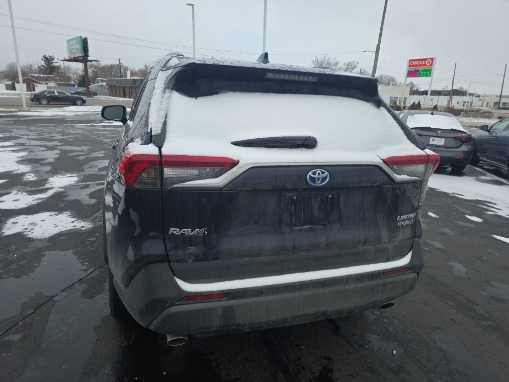 Used 2021 Toyota RAV4 Limited image 7