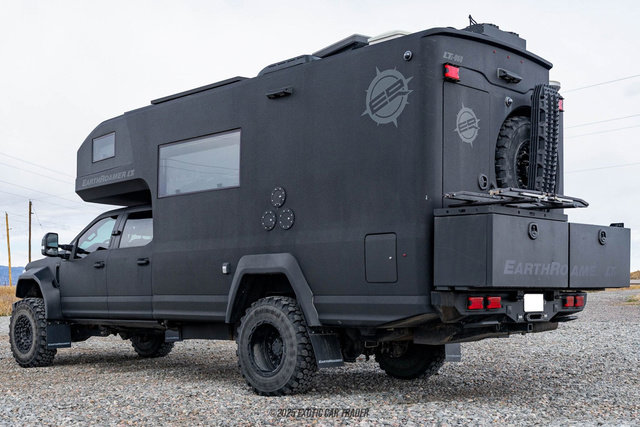 Used 2022 Ford F550 4x4 Crew Cab Super Duty image 6