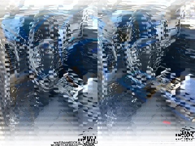 Used 2019 Ford Expedition XLT image 19