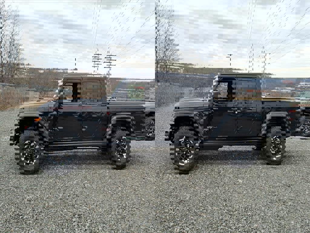 New 2026 Jeep Gladiator Rubicon image 2