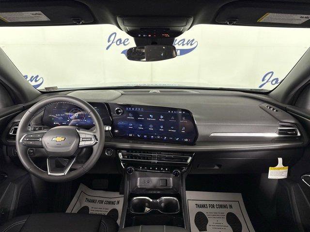 New 2026 Chevrolet Traverse LT w/ Sun and Wheel Package image 2