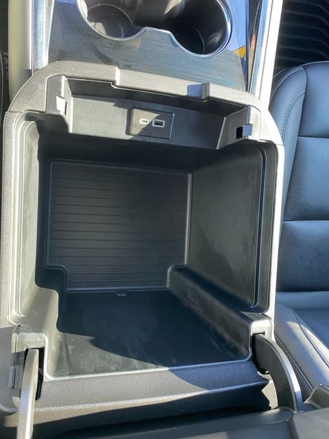 Used 2025 Chevrolet Suburban Z71 w/ Comfort Package AWD/4WD image 25