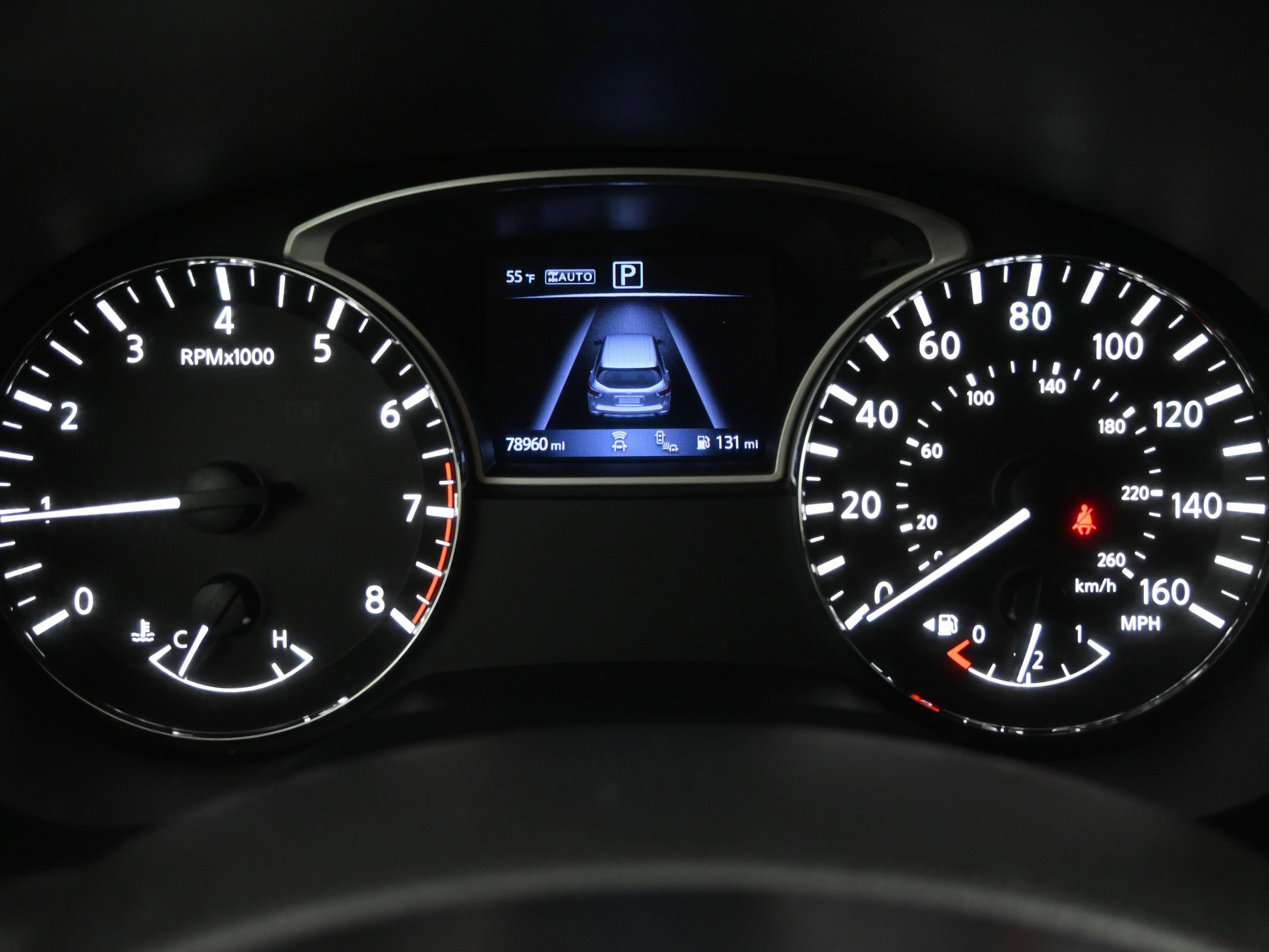 Used 2020 Nissan Pathfinder SV image 14