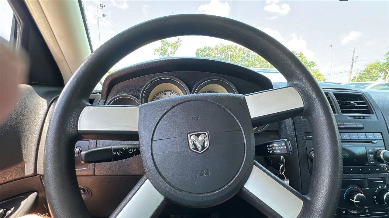 Used 2008 Dodge Charger SE RWD image 41