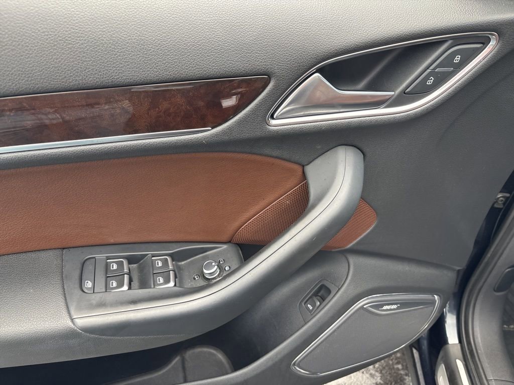 Used 2015 Audi Q3 2.0T Prestige w/ Prestige Package AWD/4WD image 14