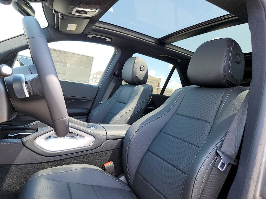 New 2025 Mercedes-Benz GLE 450e 4MATIC image 16