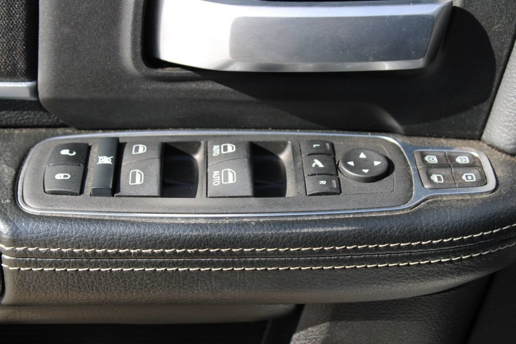 Used 2024 RAM 2500 Big Horn AWD/4WD image 30