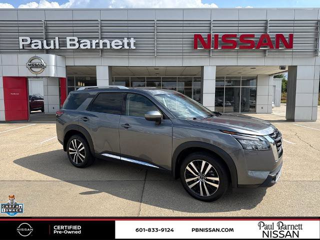 Certified 2025 Nissan Pathfinder Platinum w/ Cargo Package FWD video 2
