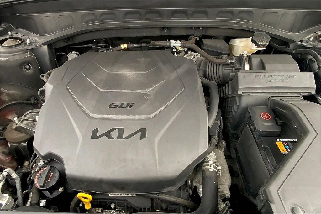 Used 2022 Kia Telluride LX image 29