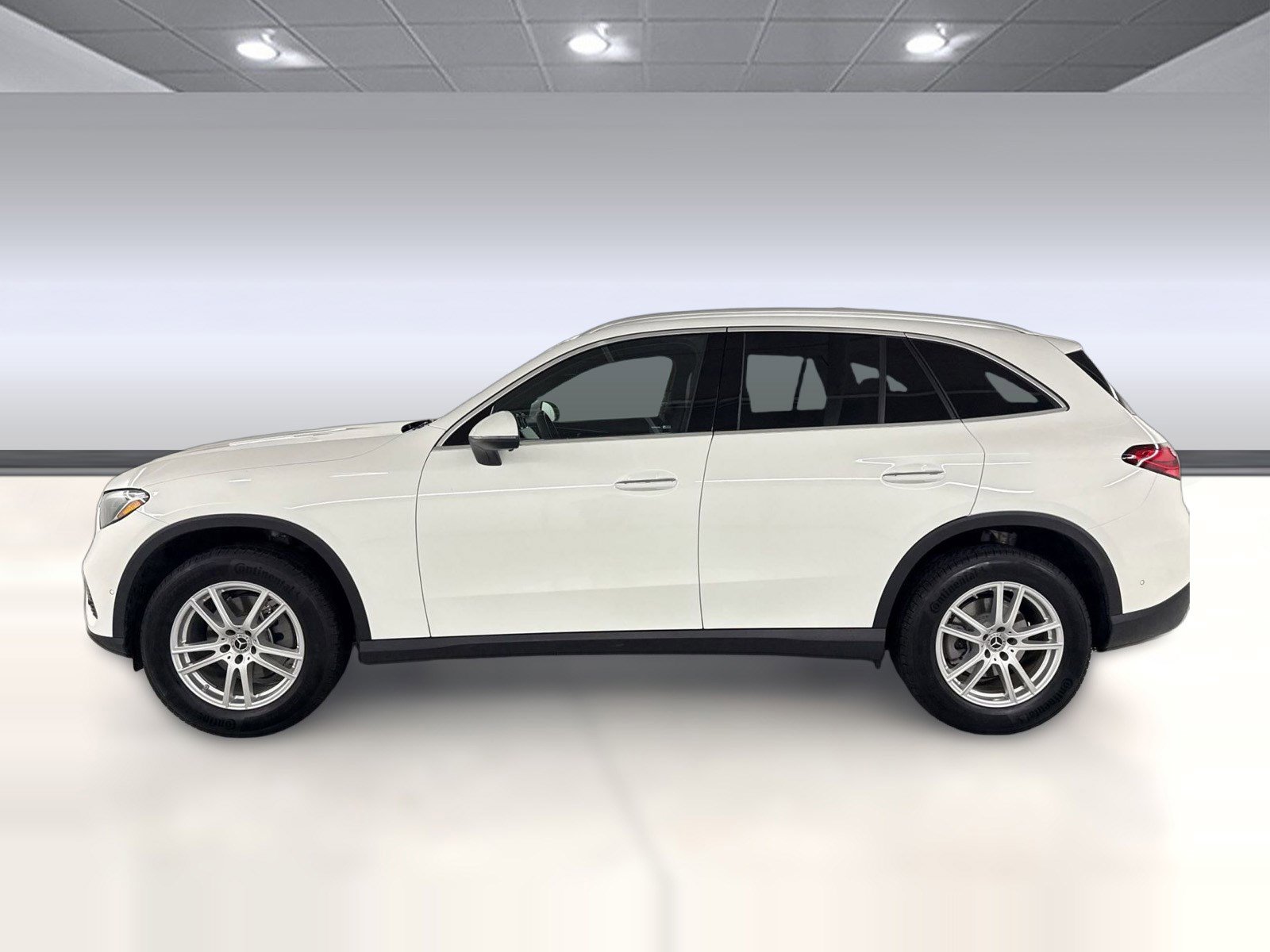 Certified 2026 Mercedes-Benz GLC 300 image 2