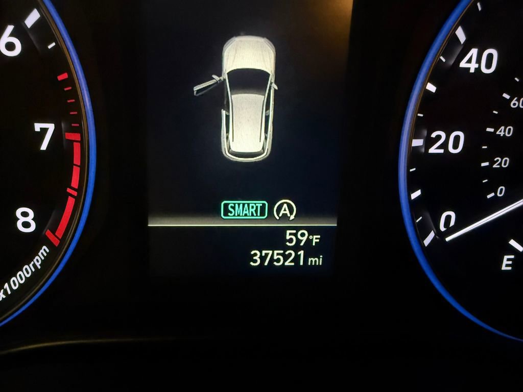 Used 2023 Hyundai Kona SEL w/ Cargo Package image 3