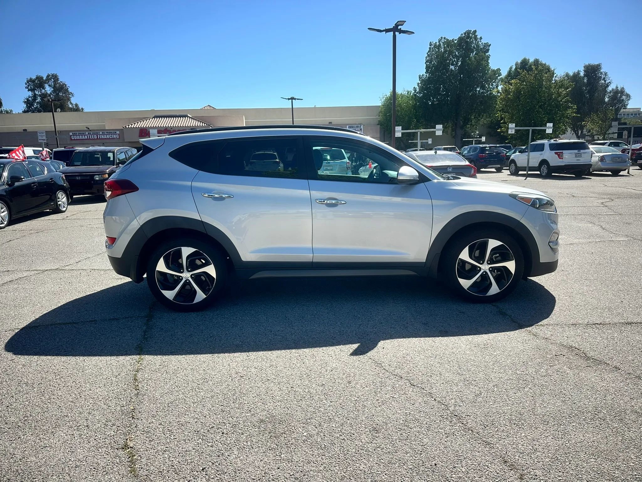 Used 2016 Hyundai Tucson Limited w/ Option Group 03 image 8