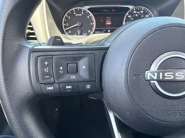 Used 2024 Nissan Rogue S AWD/4WD image 39