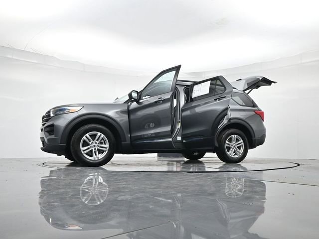 Used 2023 Ford Explorer XLT image 53